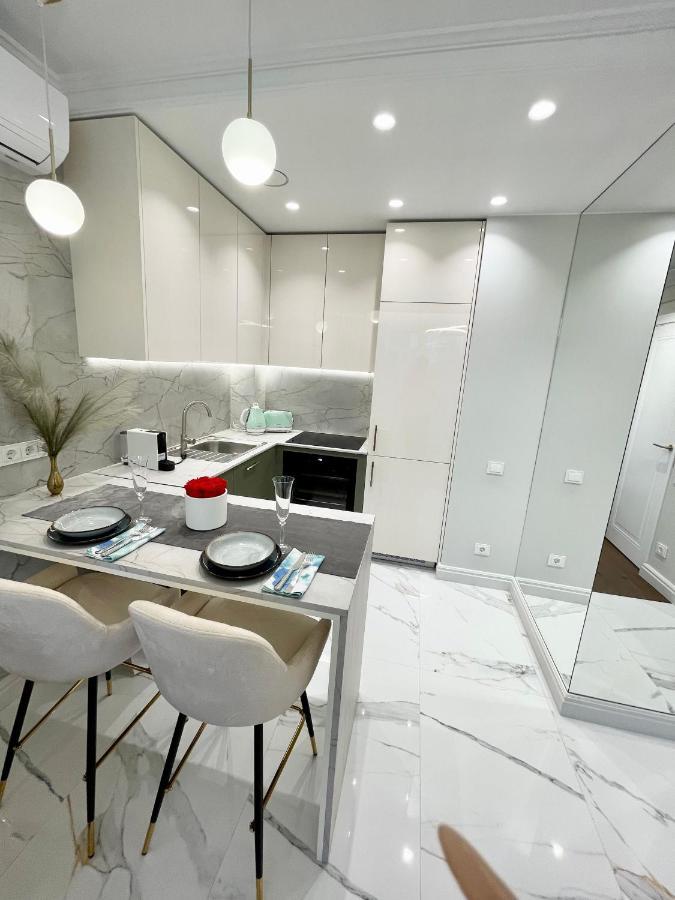 New Luxury & Free Parking Vilnius